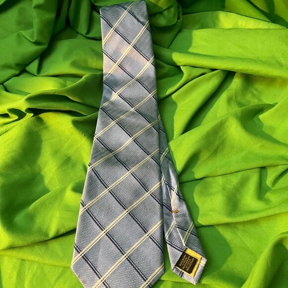Donald Trump Tie - Picture 1 of 5